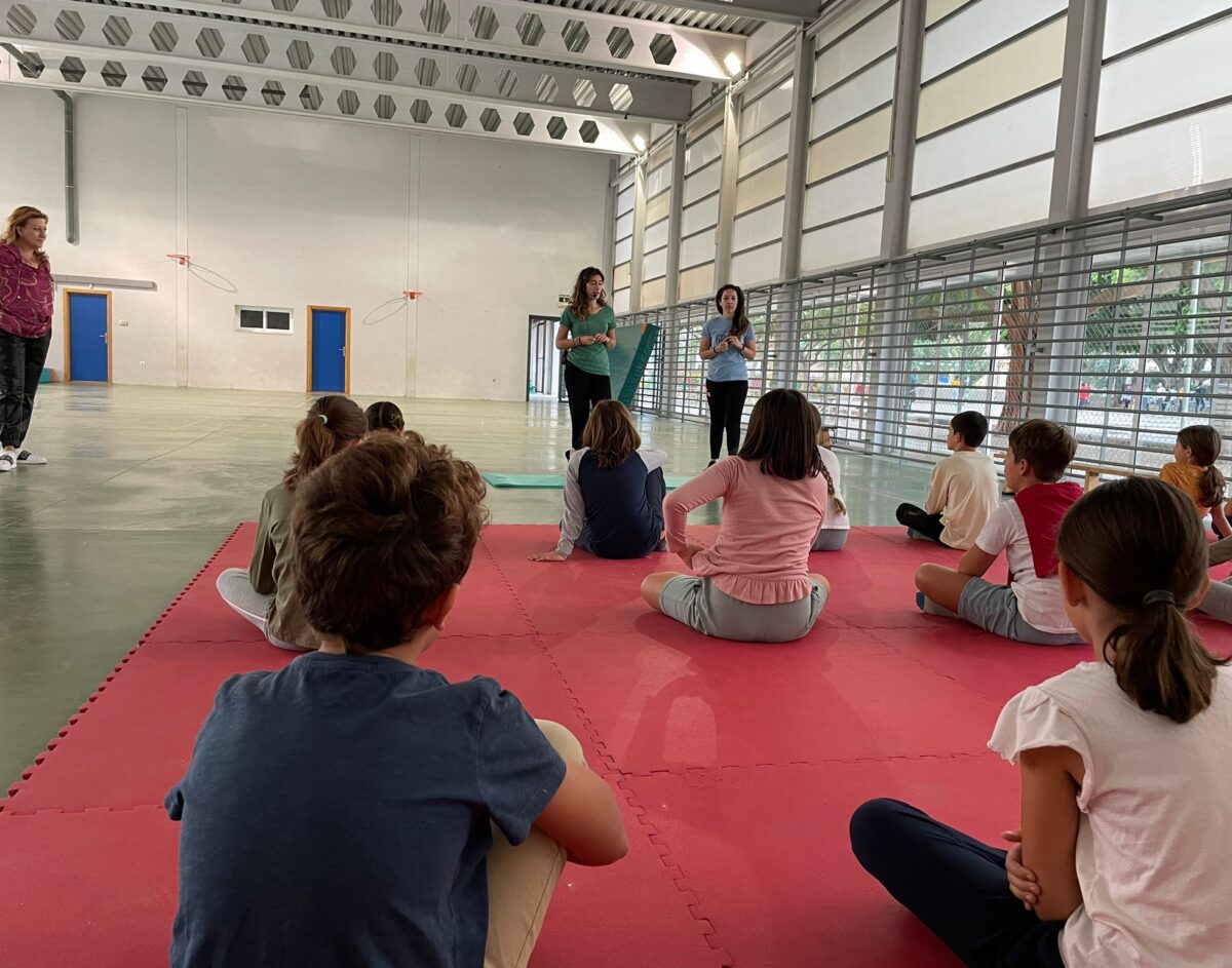 TALLERES DE YOGA PARA EL ALUMNADO DE 2º CICLO DE PRIMARIA CEIP